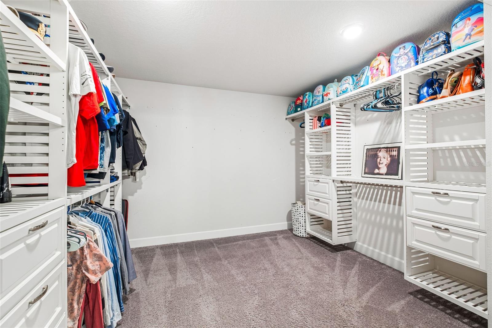 SEASONS/RIVER CHASE - Residential