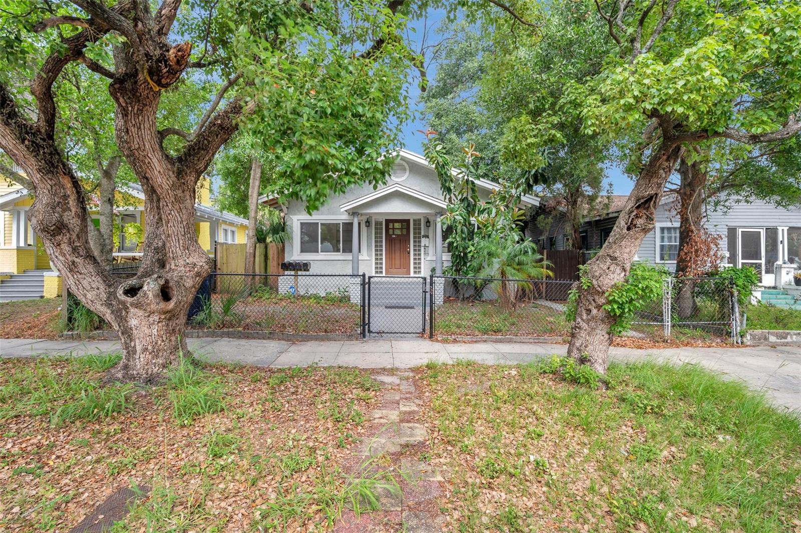2808 N HIGHLAND AVENUE
