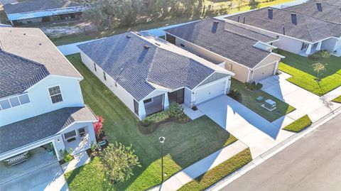 A home in AUBURNDALE