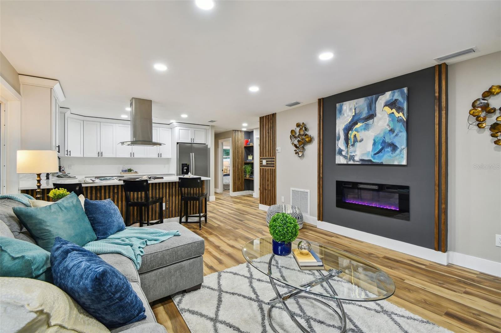 TILTON COURT - Residential