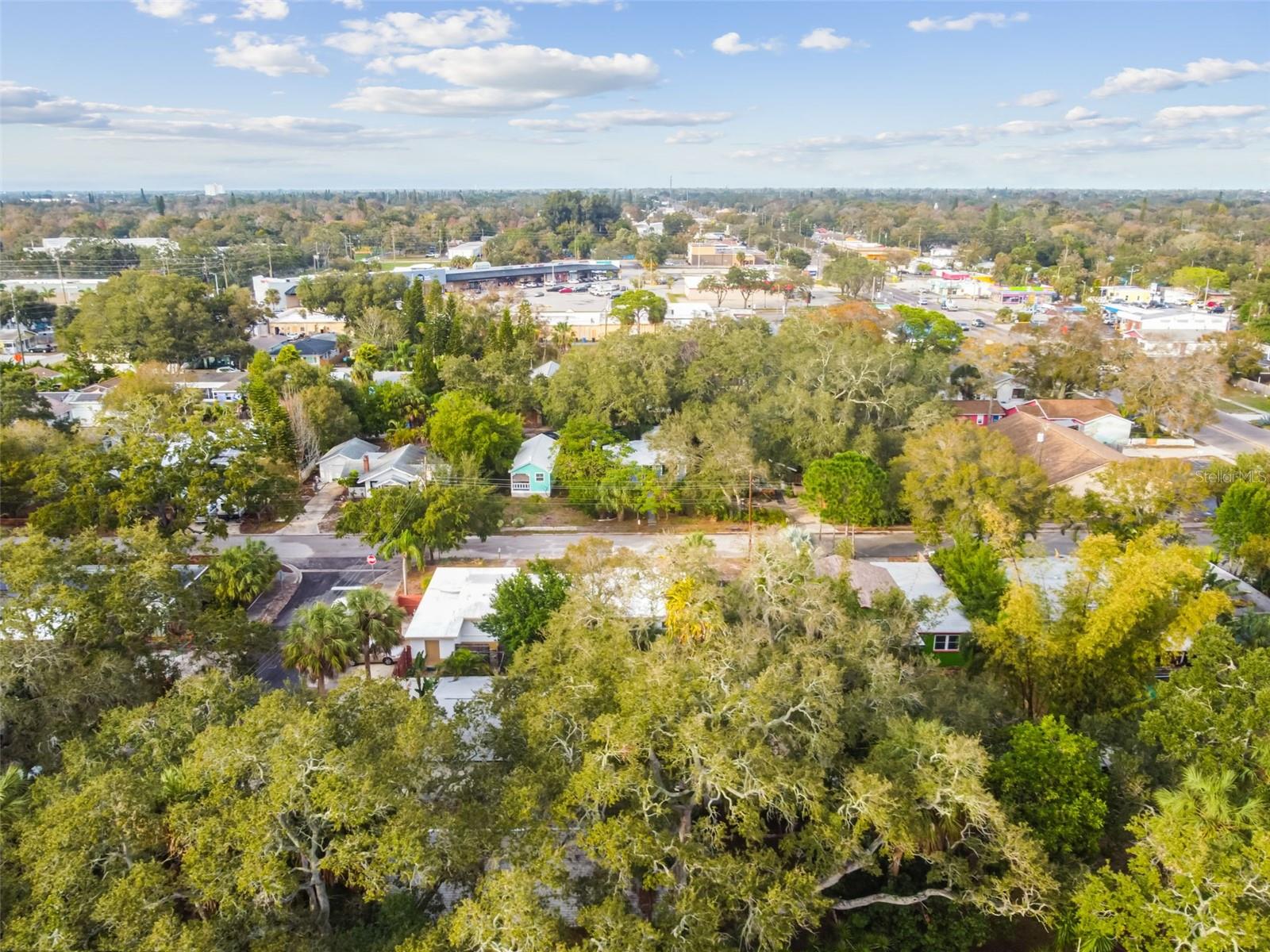 TILTON COURT - Residential