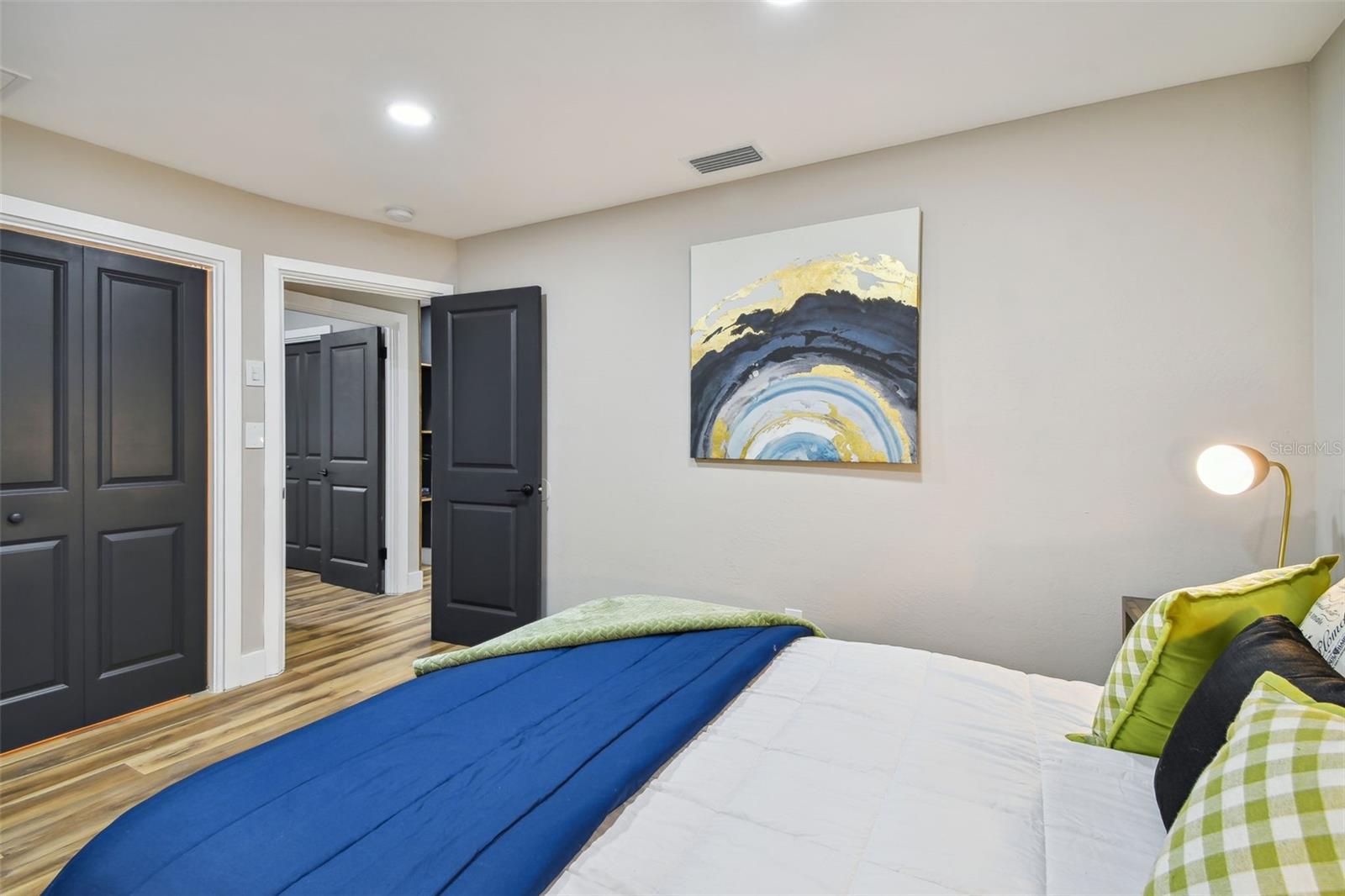 TILTON COURT - Residential