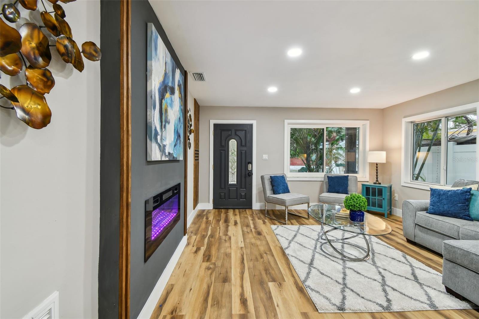 TILTON COURT - Residential