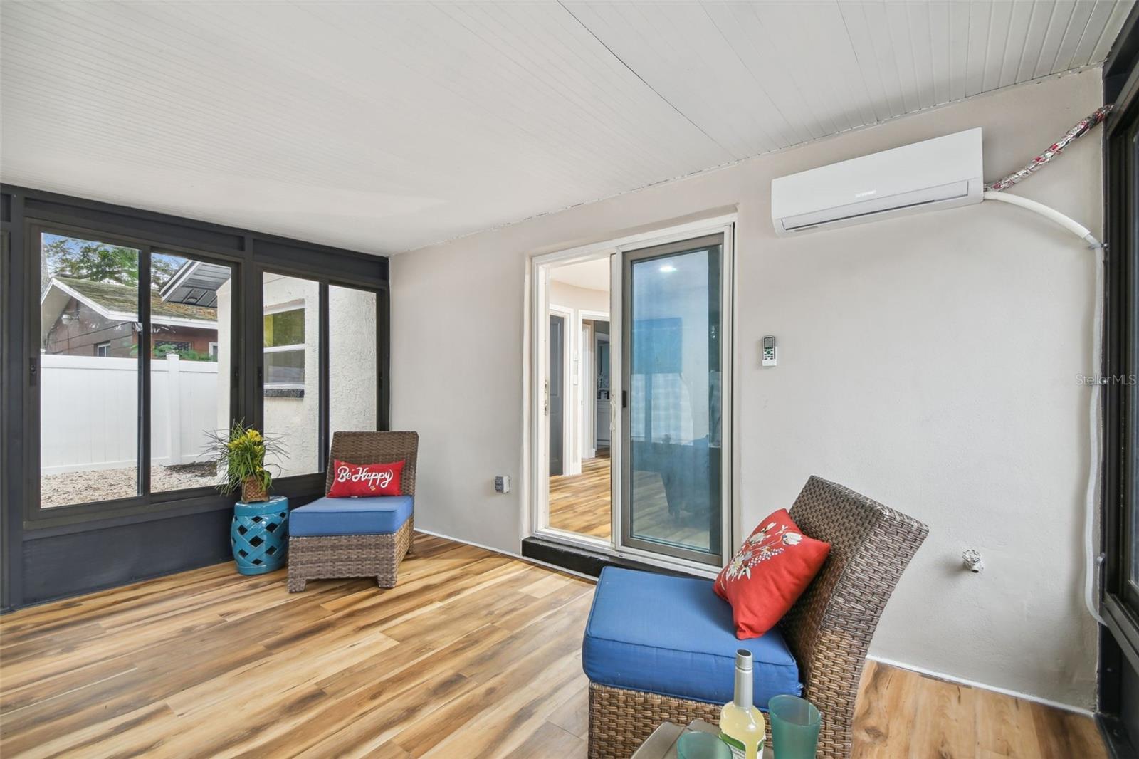 TILTON COURT - Residential