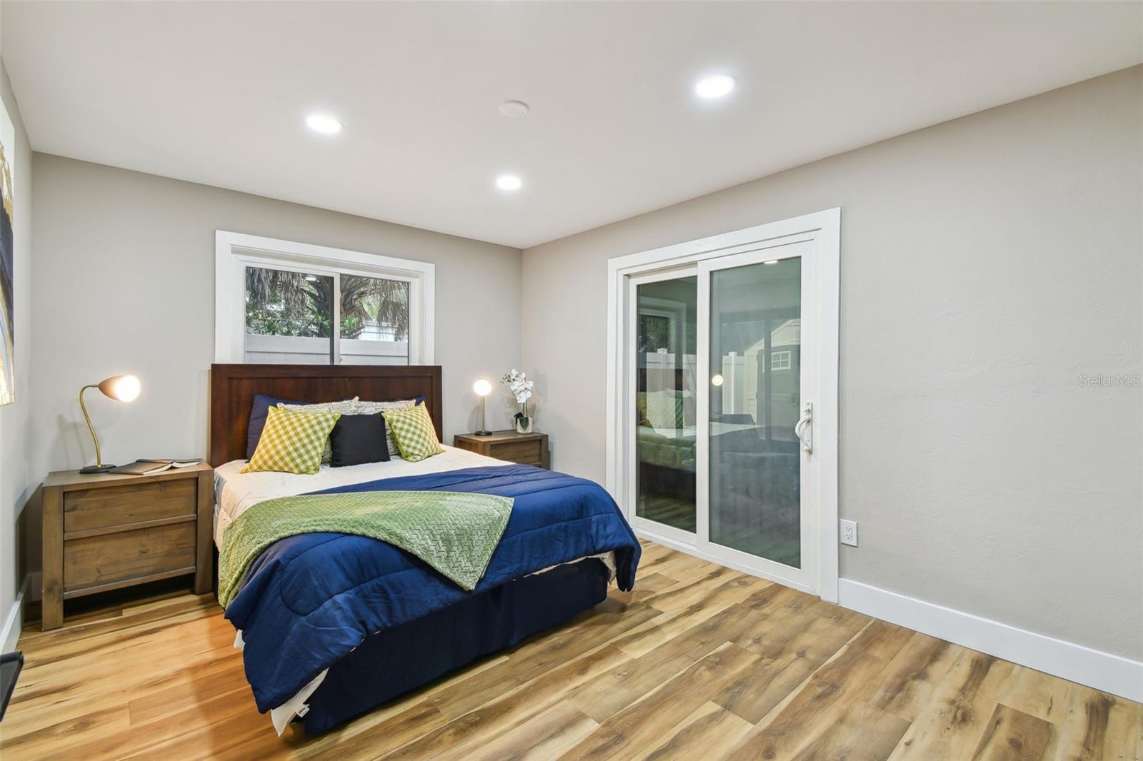 TILTON COURT - Residential