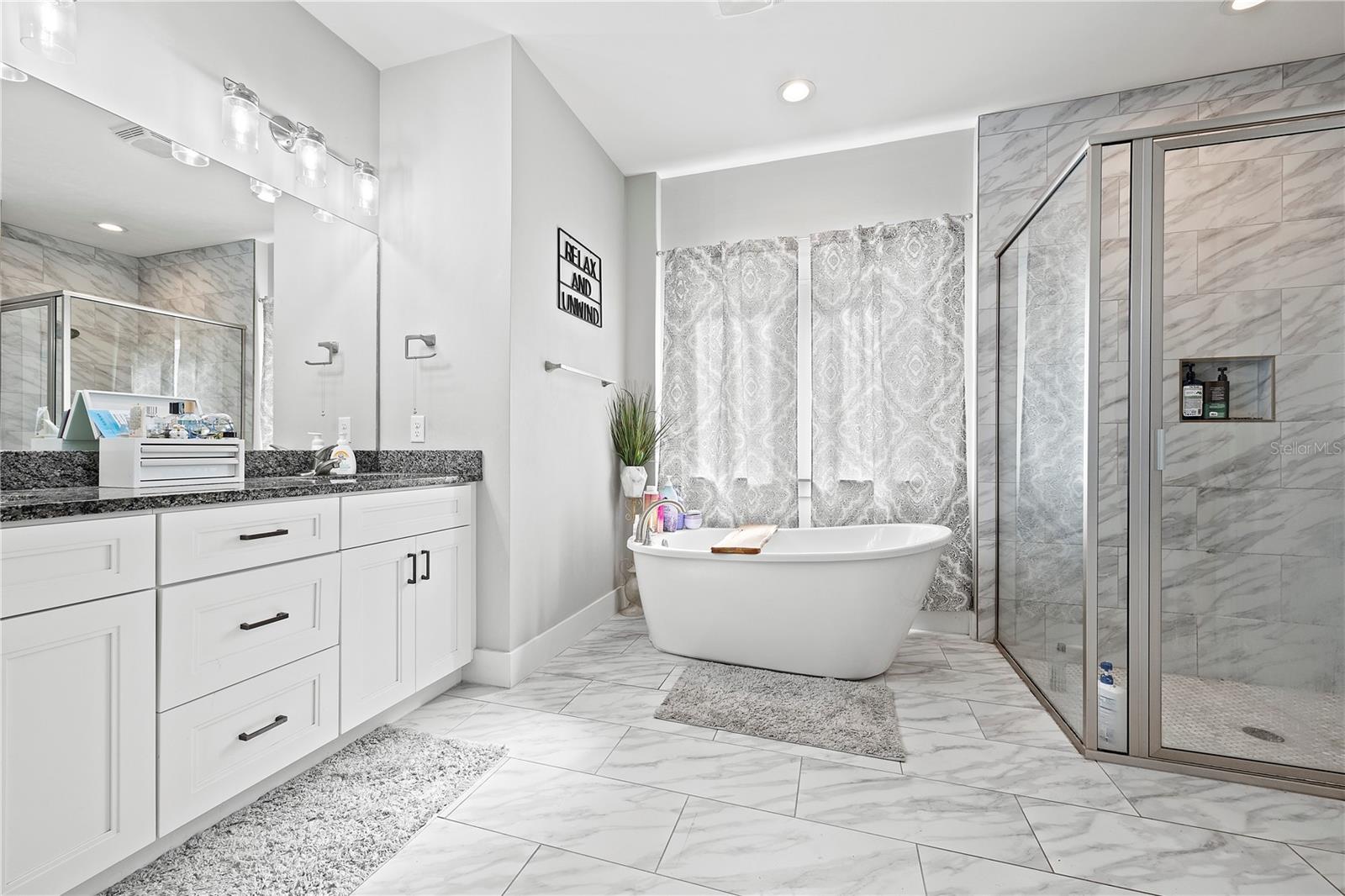 EMERALD COVE - Residential