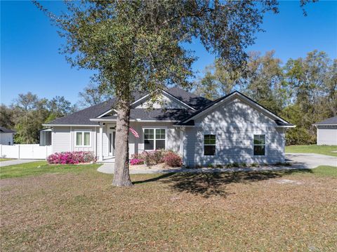Photo of 290 SW Fieldstone Court, Lake City, FL 32024 (MLS # GC537509)
