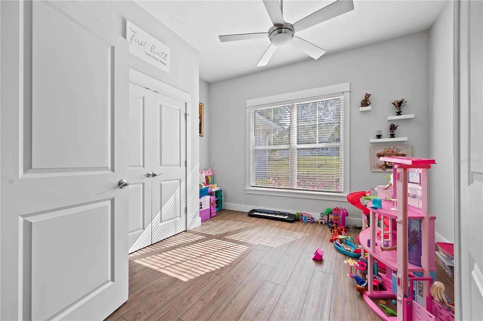 EMERALD COVE - Residential