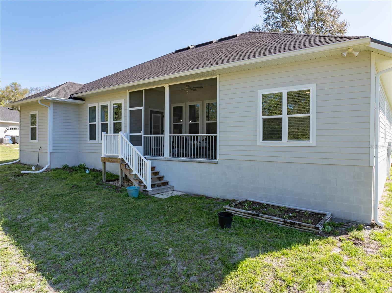 EMERALD COVE - Residential