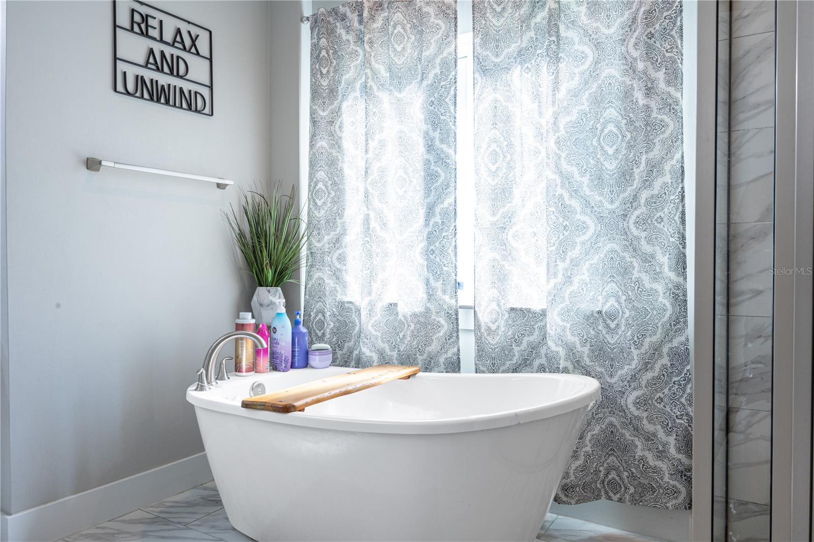 EMERALD COVE - Residential