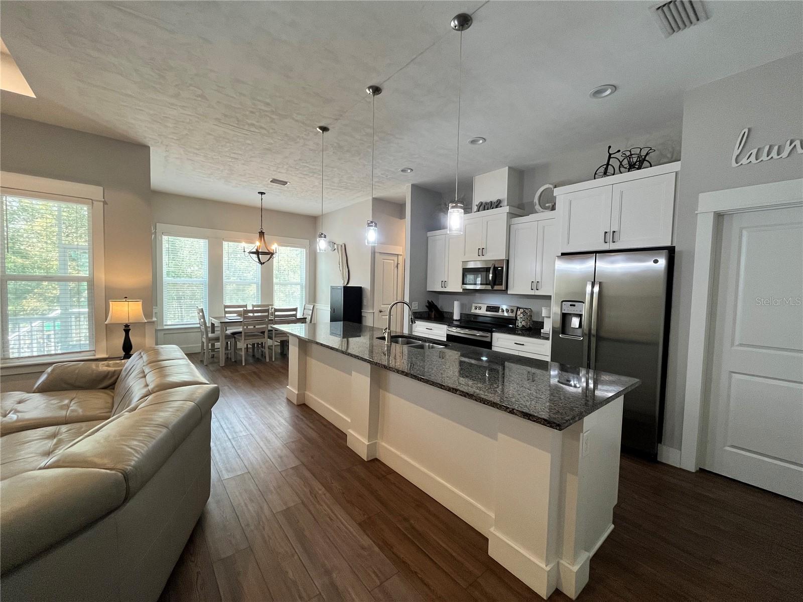 EMERALD COVE - Residential