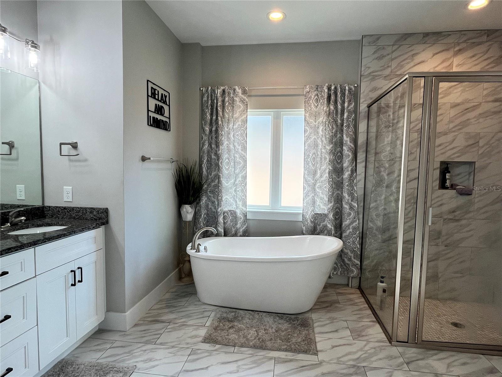 EMERALD COVE - Residential