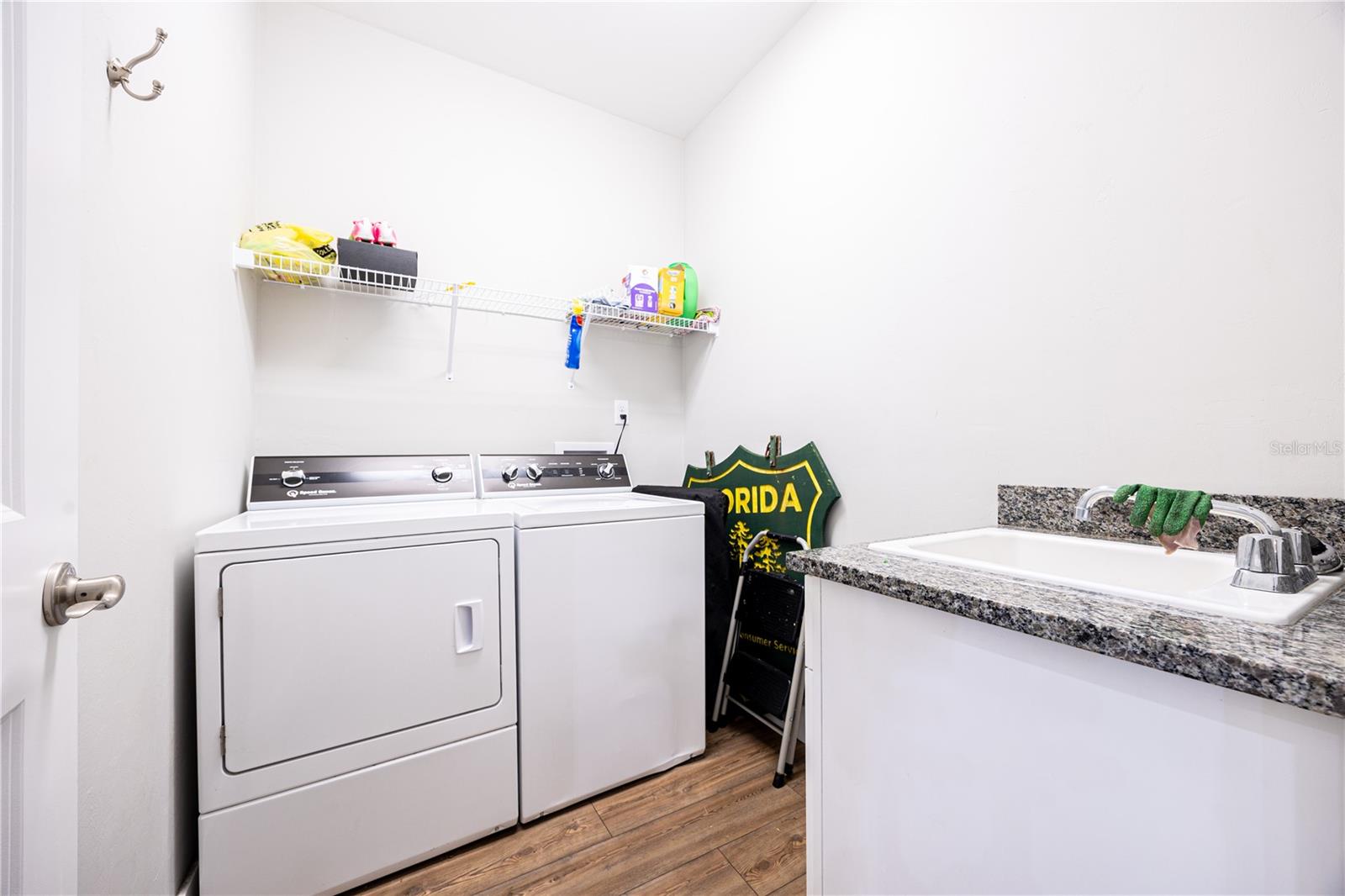 EMERALD COVE - Residential