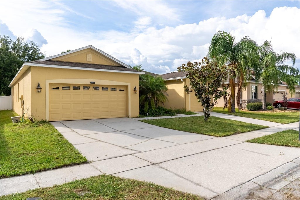 Photo of 2336 Crosston Circle, Orlando, FL 32824 (MLS # O6441794)