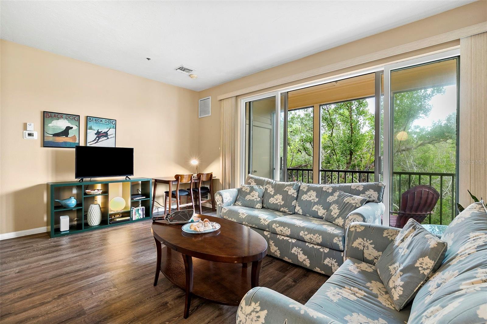 CEDARS EAST SEC 1 - Residential