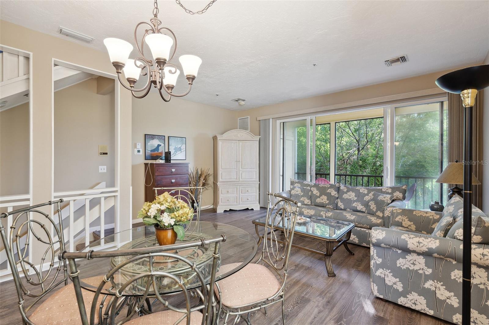 CEDARS EAST SEC 1 - Residential