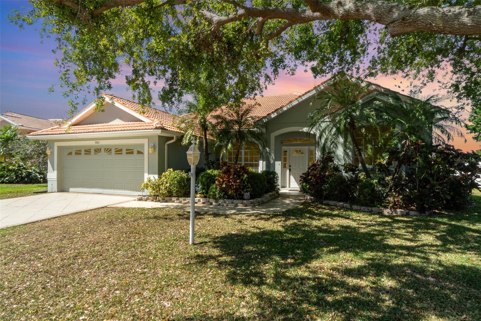 7581 PALMER GLEN CIRCLE