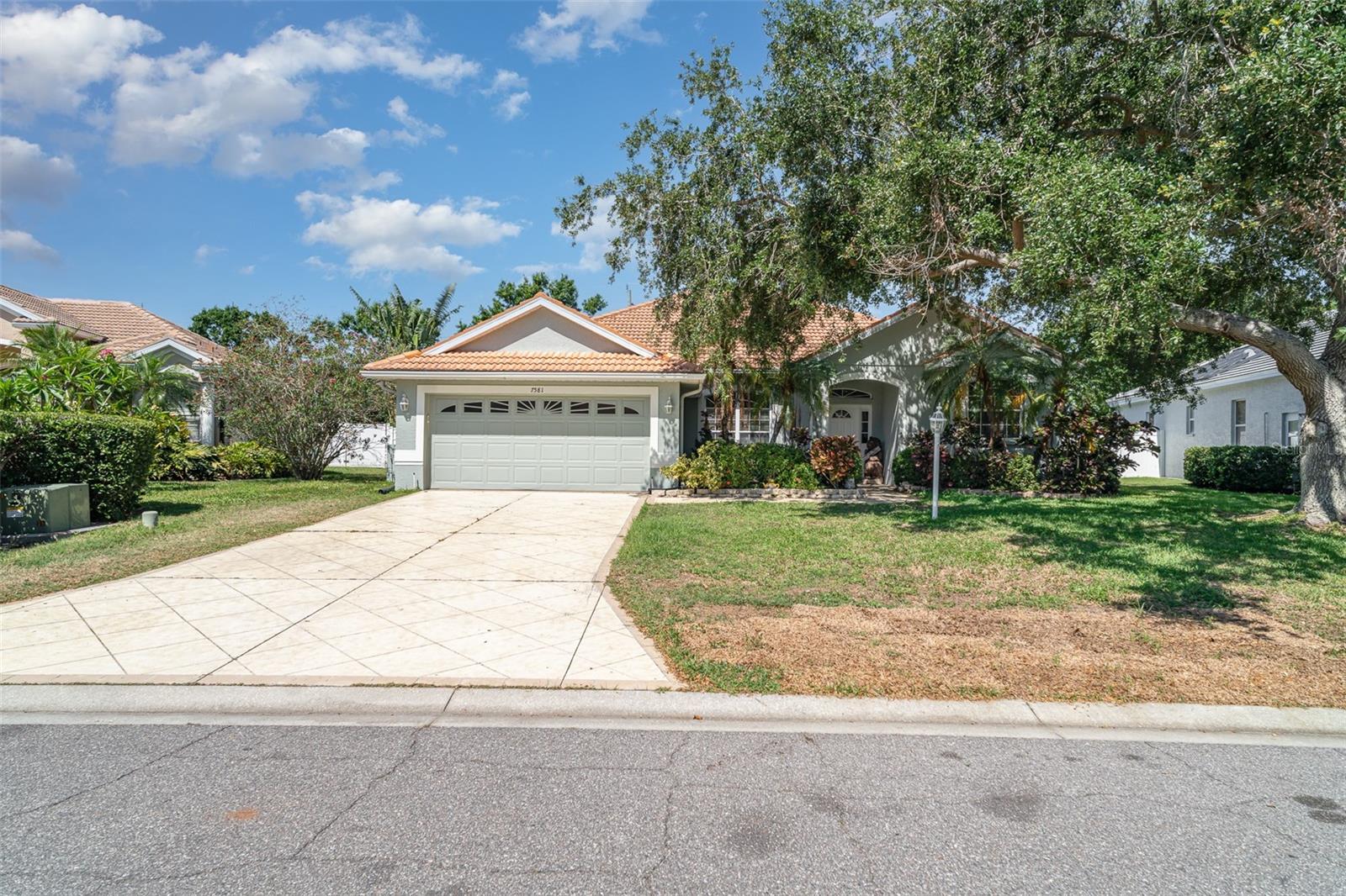 7581 PALMER GLEN CIRCLE