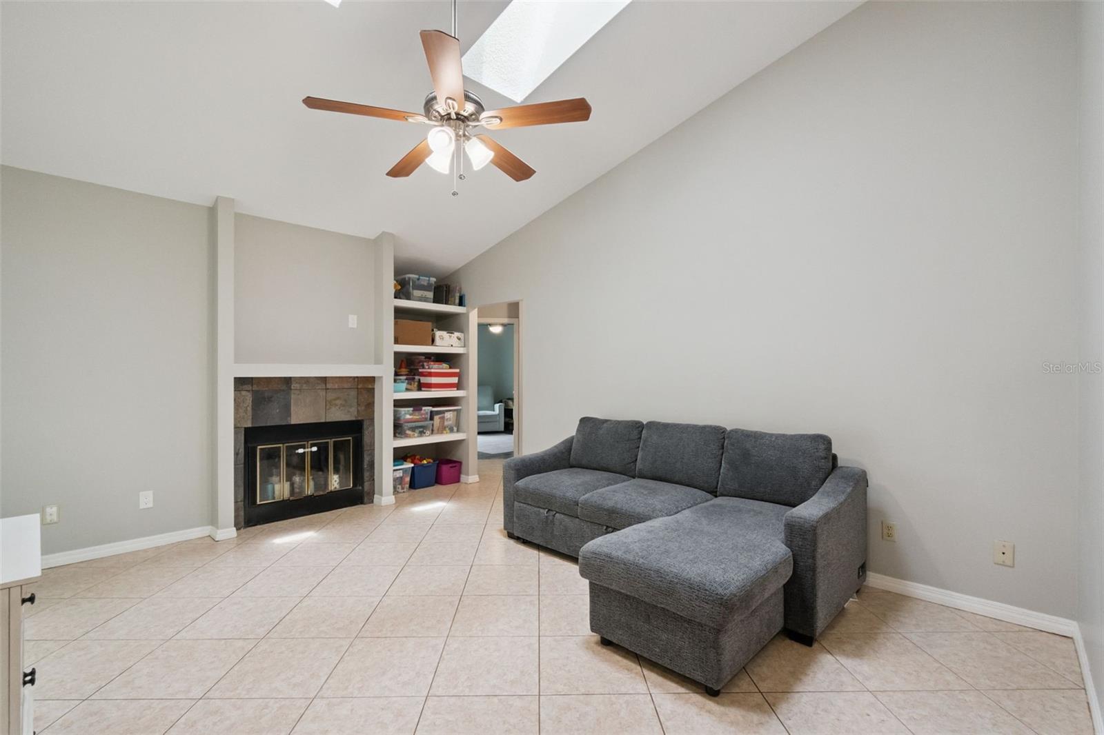 HILLS OF LAKE MARY PH 4 - Residential