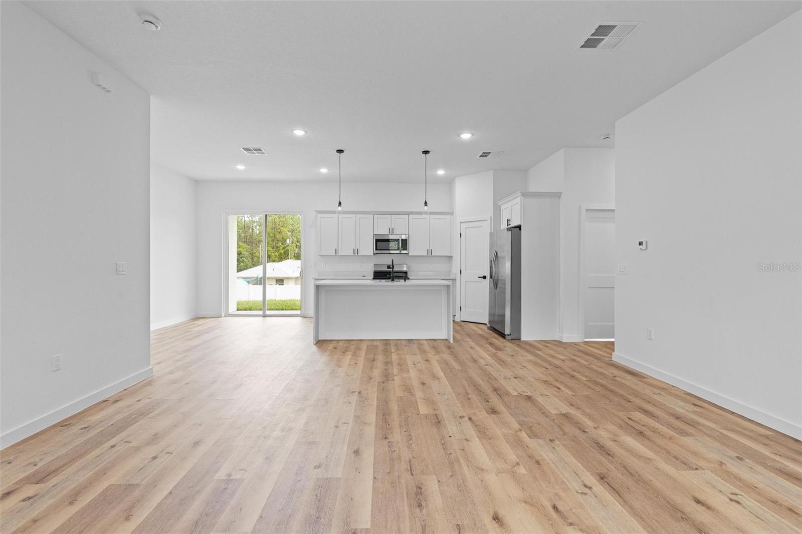 CITRUS SPRINGS UNIT 3 - Residential Lease