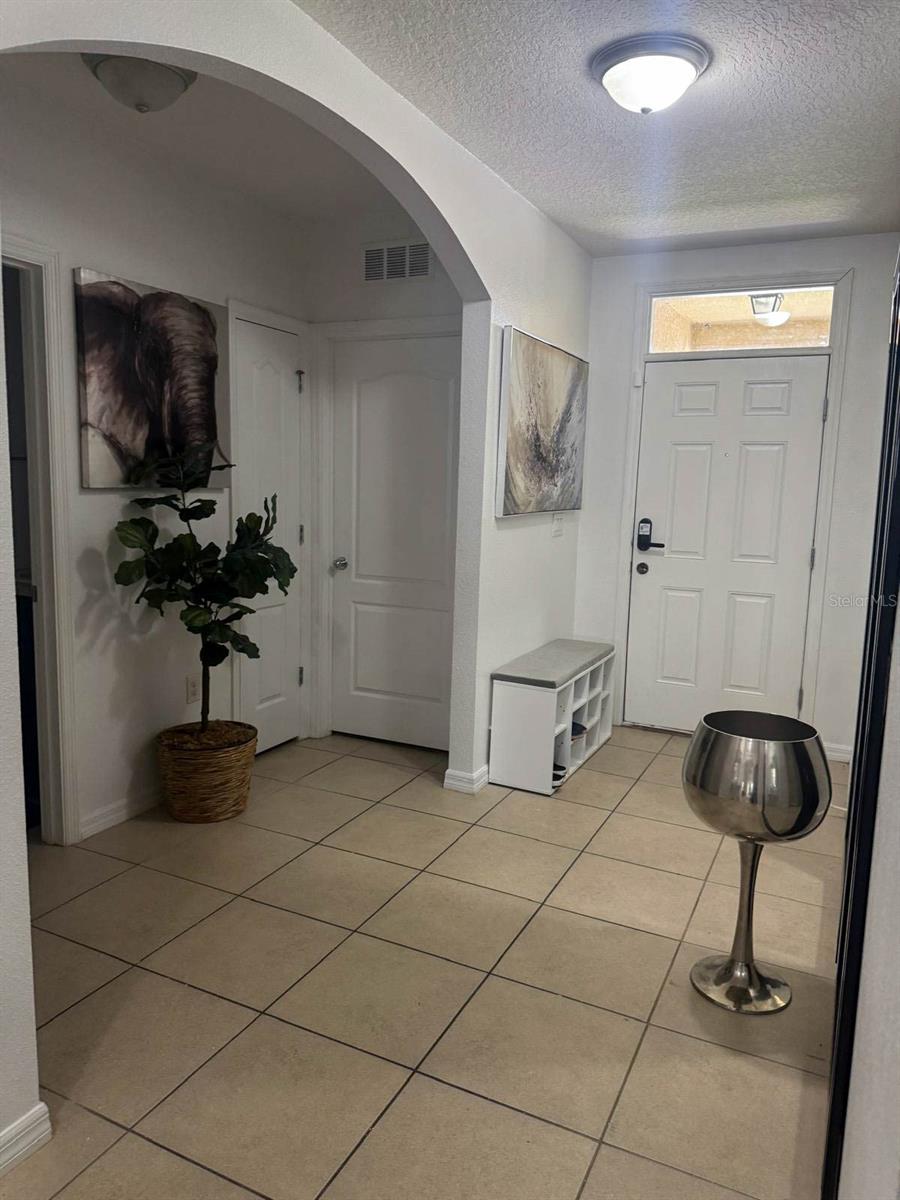 CALABAY AT TOWER LAKE PH 03 - Residential