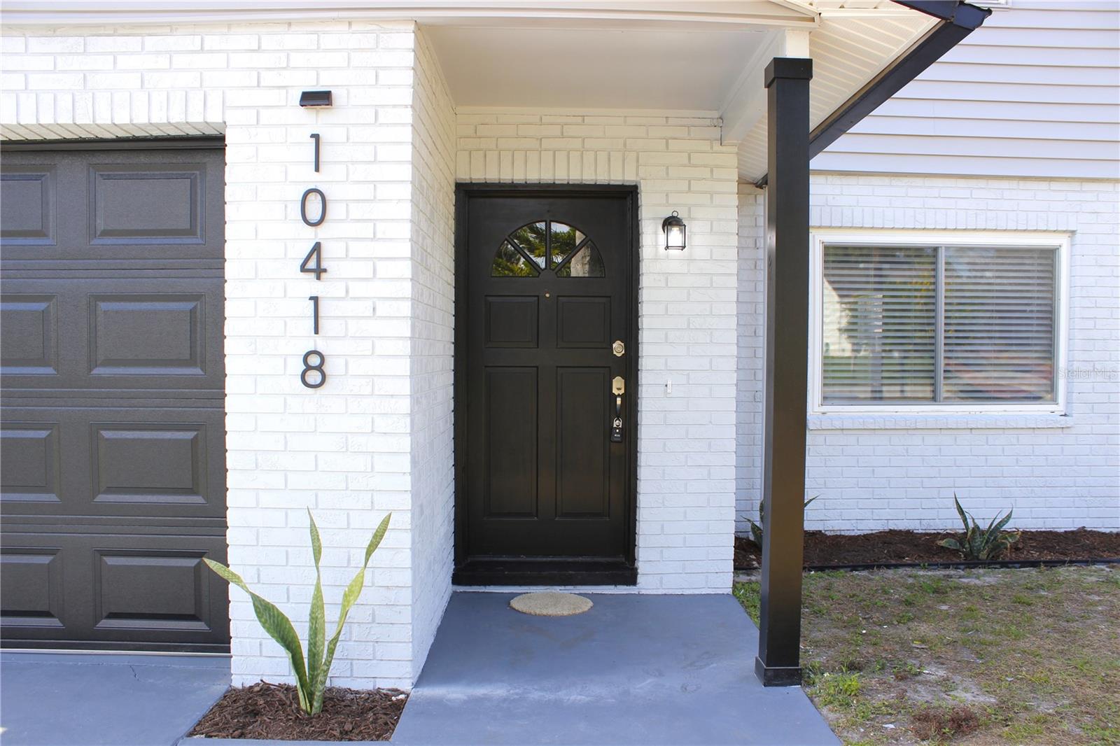 10418 N OKLAWAHA AVENUE