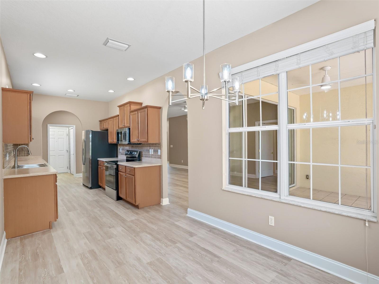 VILLAS/PADDOCK PARK - Residential Lease