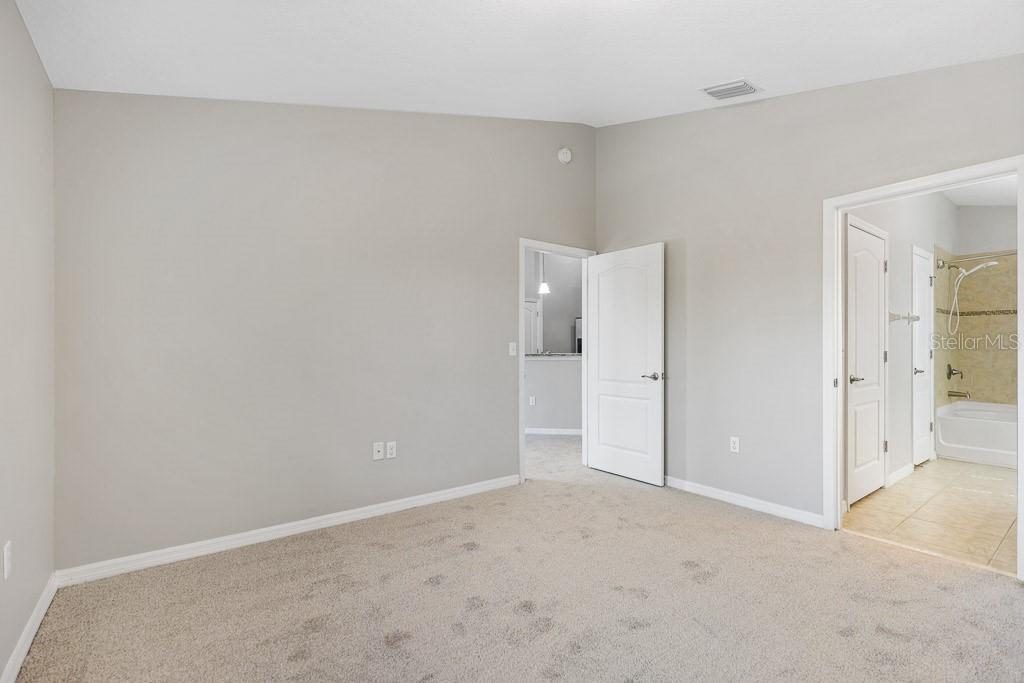 FISHHAWK RANCH PH 2 TR 1 - Residential Lease