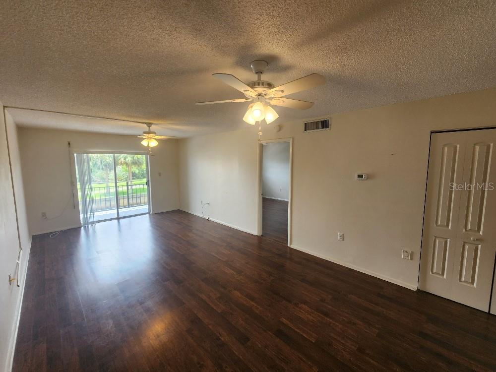 101 N RIVERSIDE DRIVE 2090