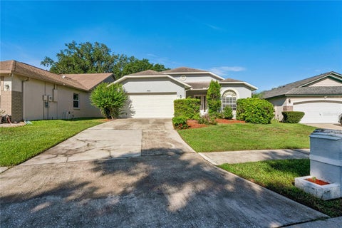 Photo of 652 Sand Ridge Drive, Valrico, FL 33594 (MLS # TB8548931)