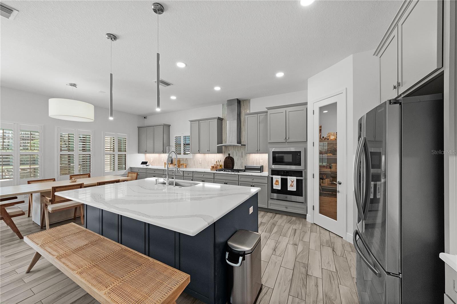 PRISTINE LAKE PRESERVE - Residential