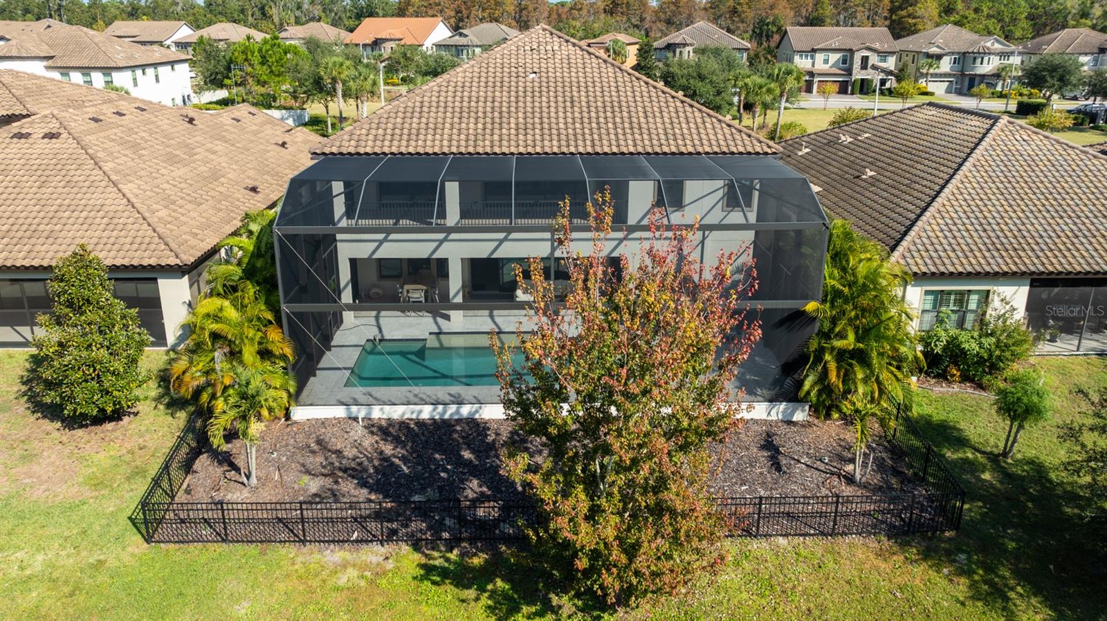 PRISTINE LAKE PRESERVE - Residential