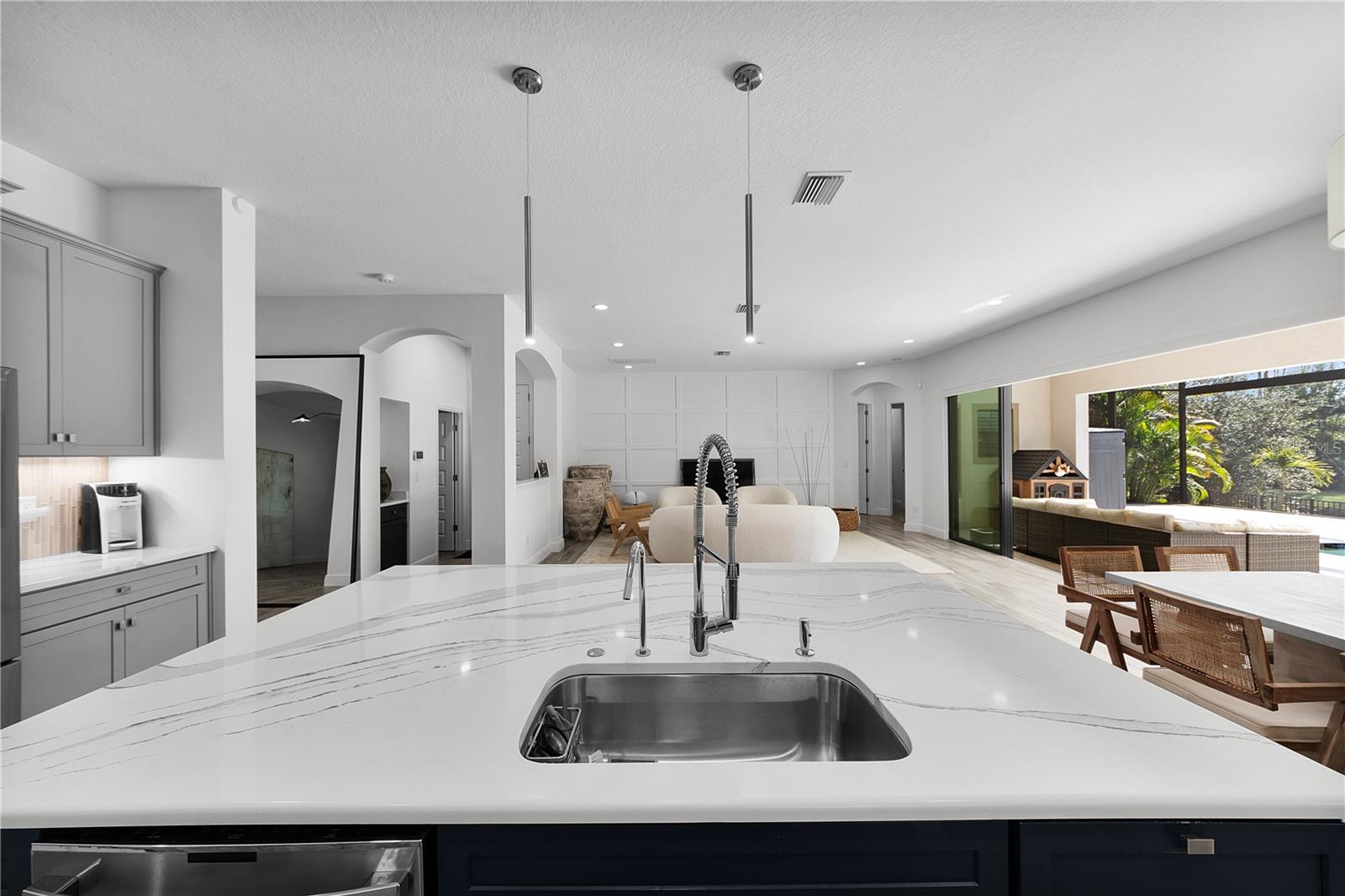 PRISTINE LAKE PRESERVE - Residential