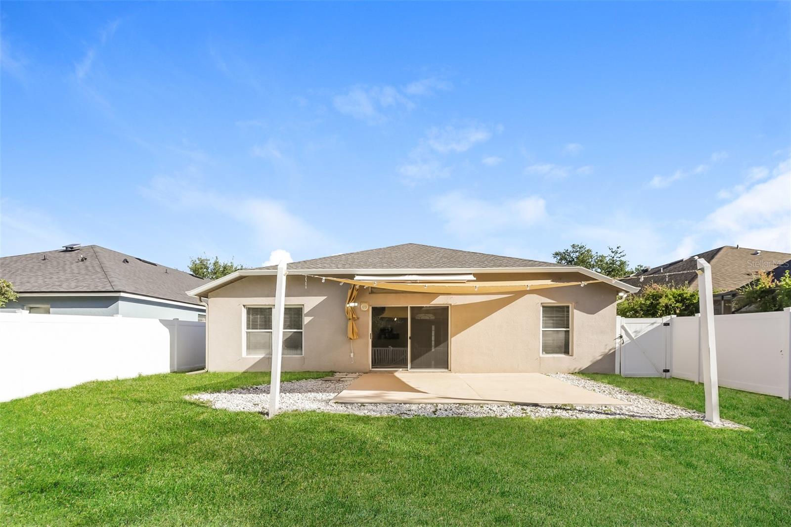 LEXINGTON OAKS - Residential