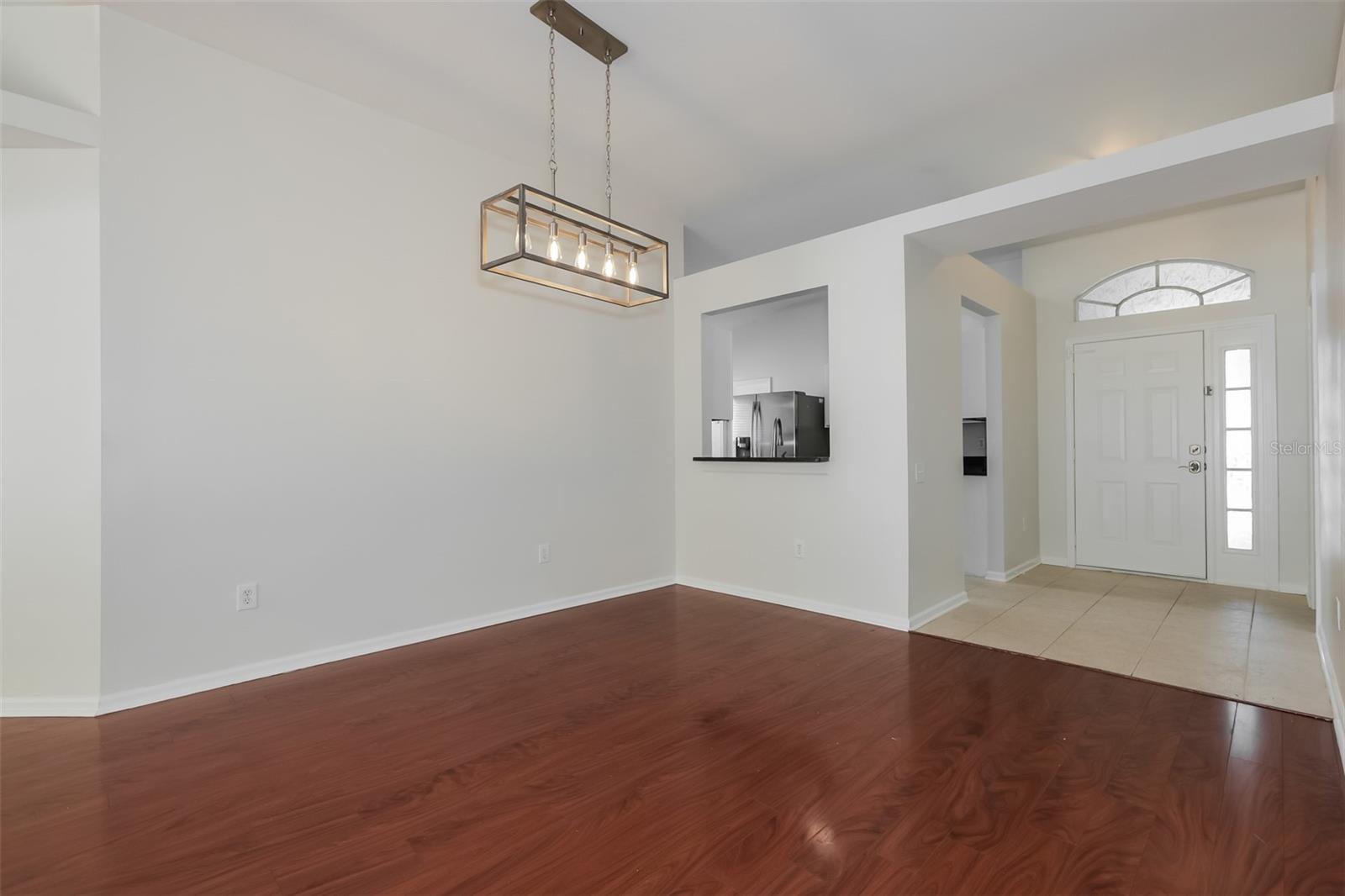 LEXINGTON OAKS - Residential