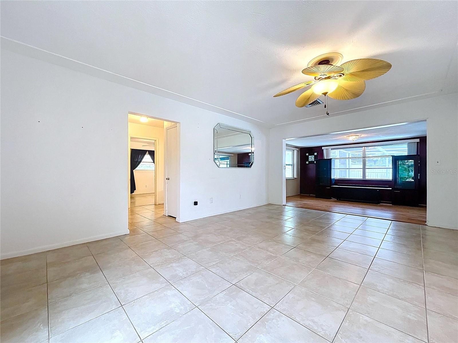 BAY BREEZE ESTATES - Residential