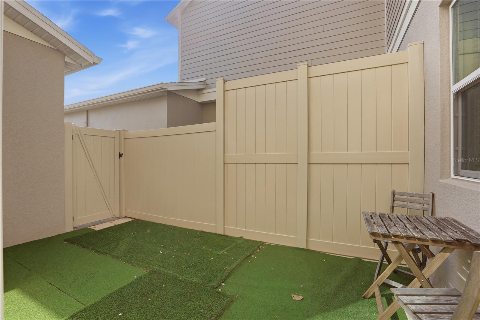 VINEYARDS/HORIZONS WEST PH 4 - Residential