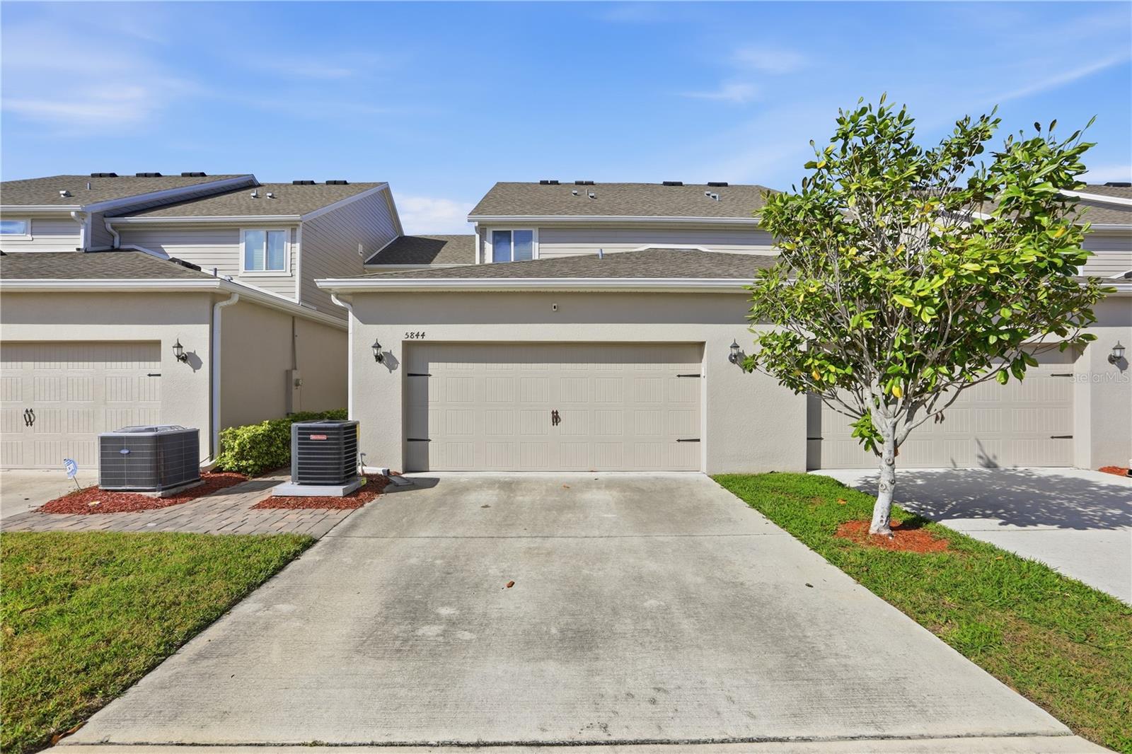 VINEYARDS/HORIZONS WEST PH 4 - Residential