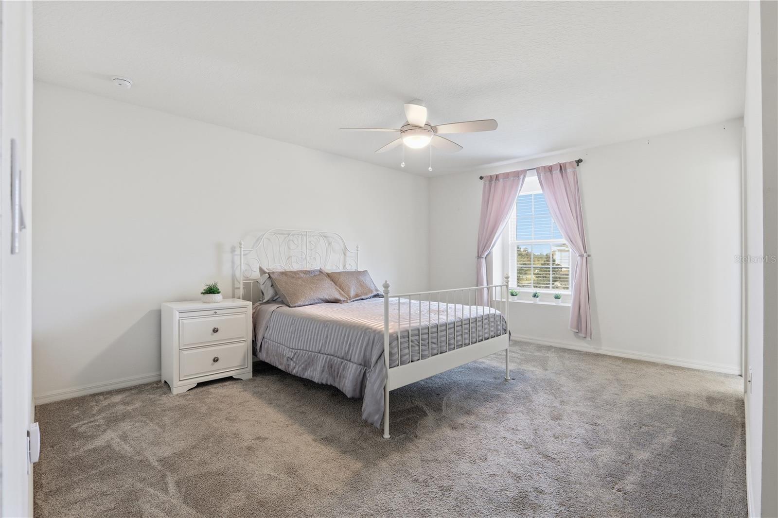 VINEYARDS/HORIZONS WEST PH 4 - Residential