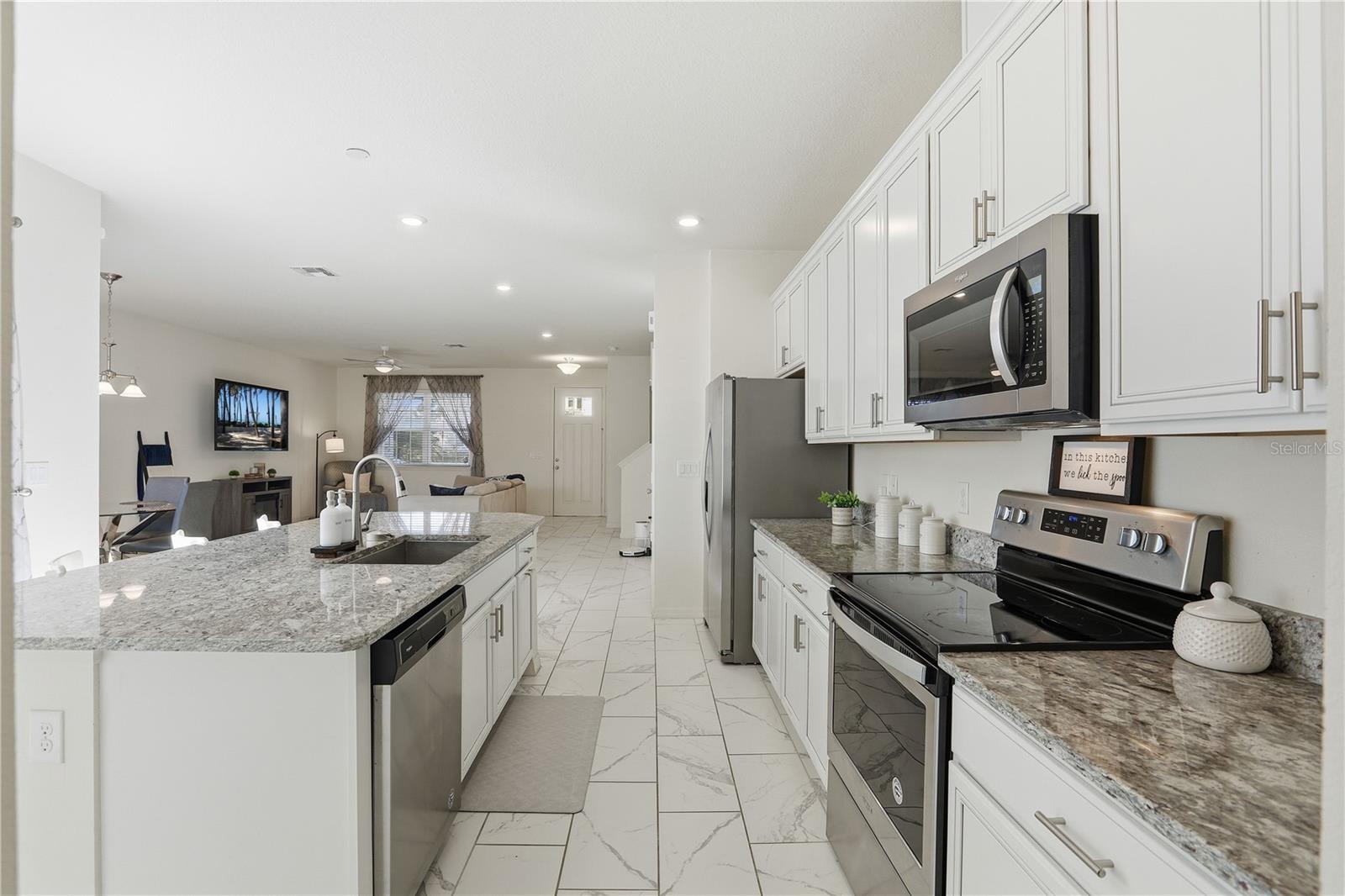 VINEYARDS/HORIZONS WEST PH 4 - Residential