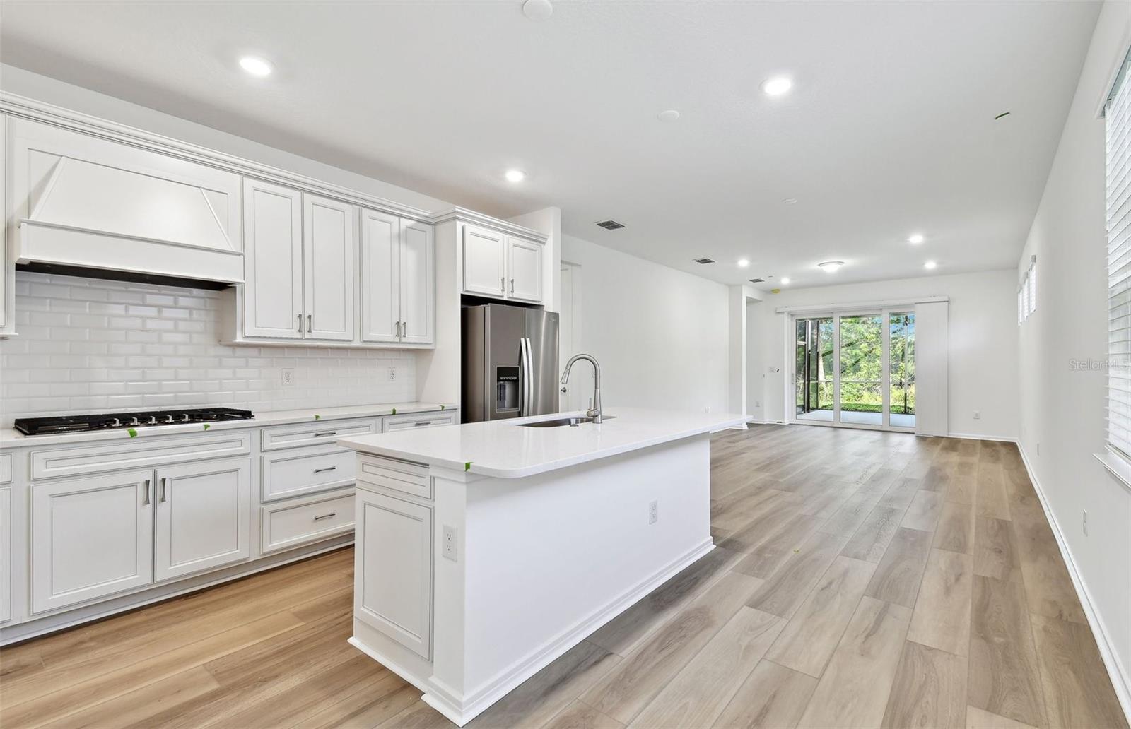 9458 SHOREBIRD COURT