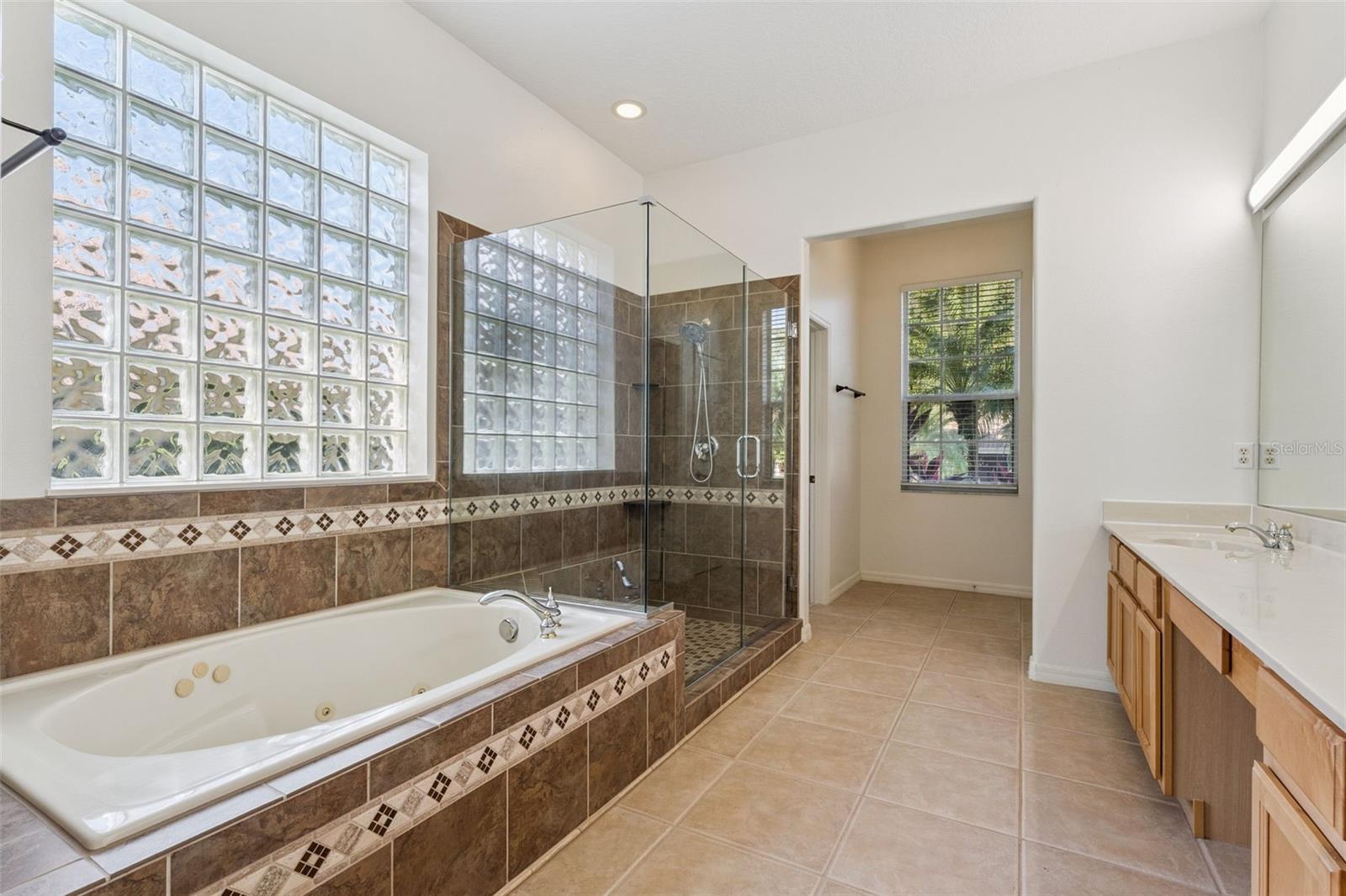 GLENMUIR UT 02 51 42 - Residential