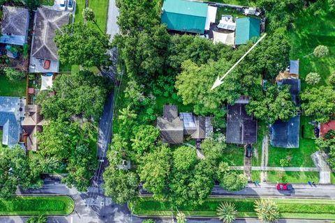 A home in OLDSMAR