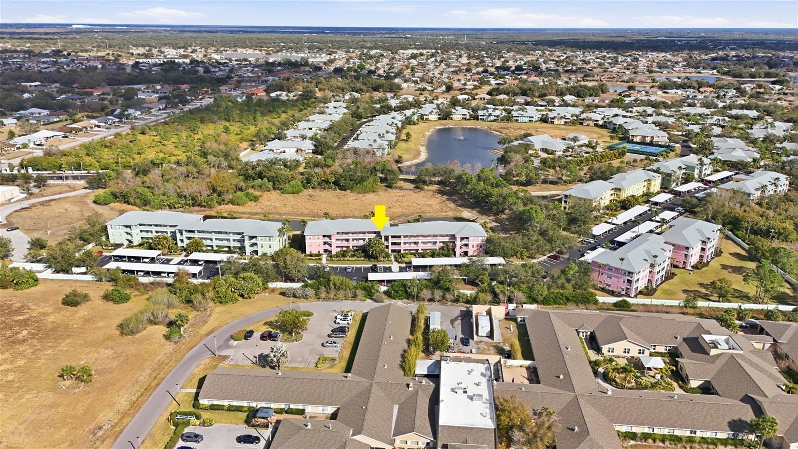 LAKE VIEW CONDO/HERITAGE LAKE PARK - Residential