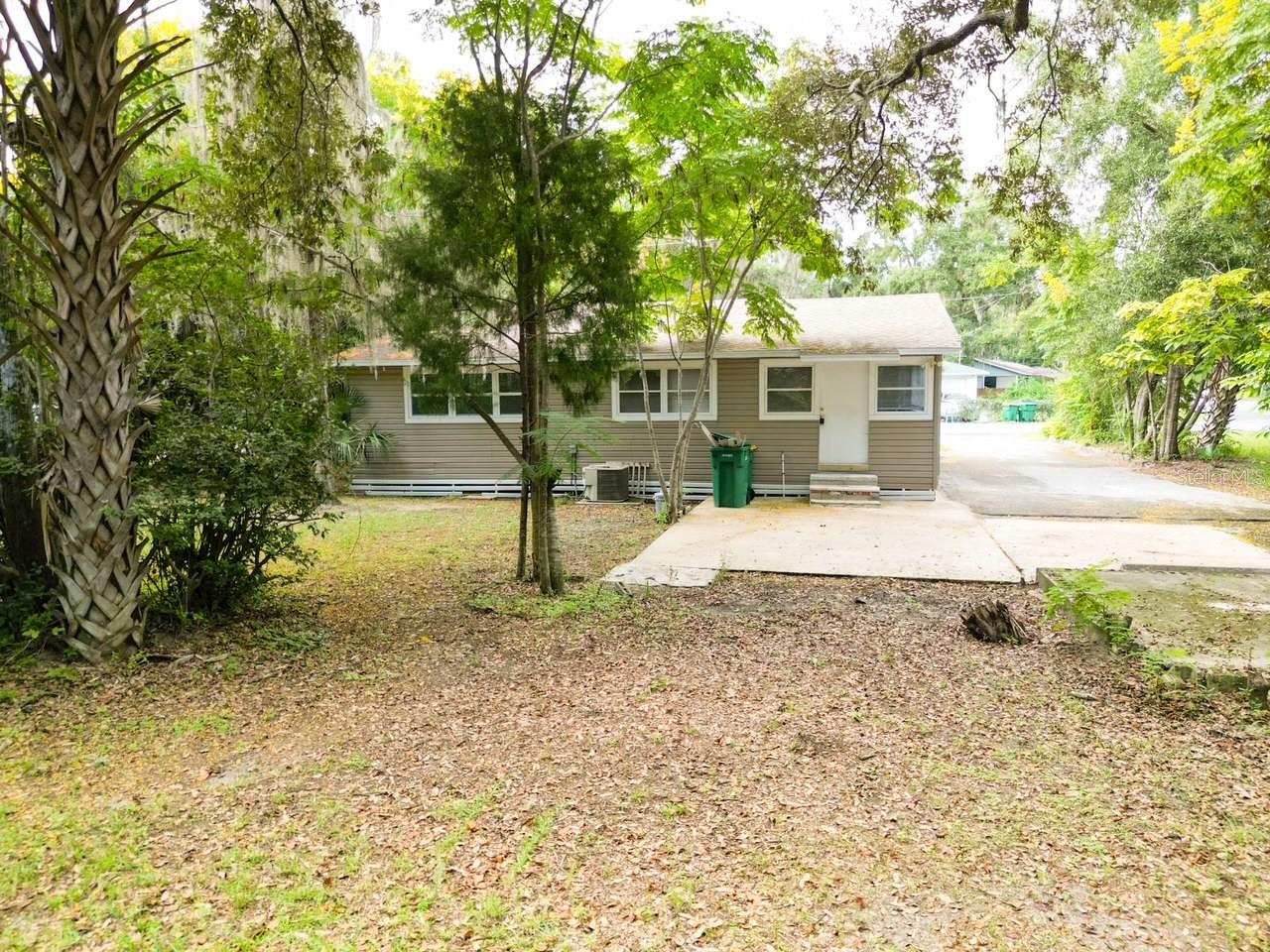 003185 - UNREC TRACTS IN 16-19S-20E - Residential