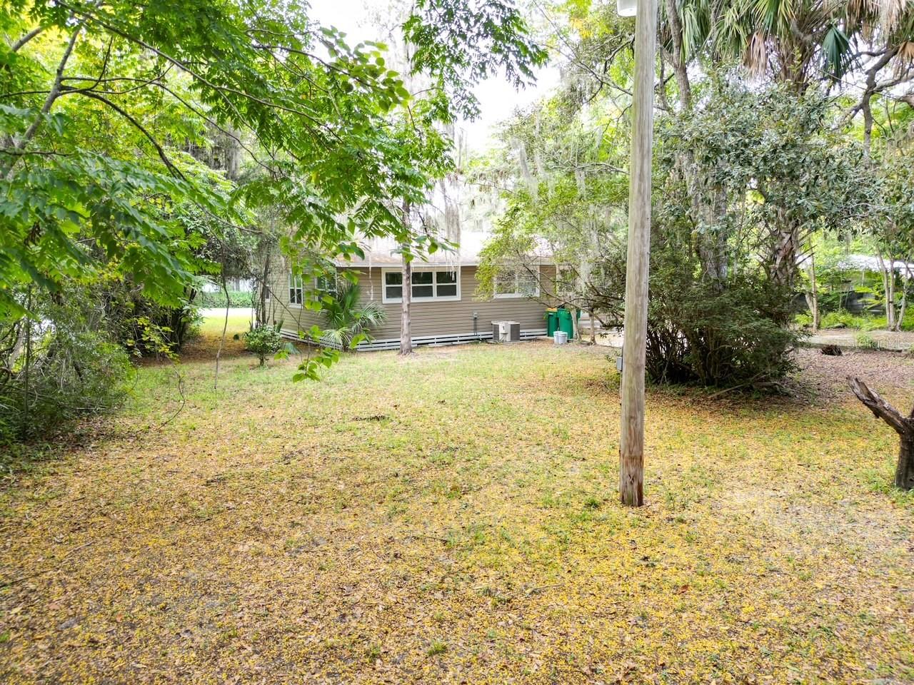 003185 - UNREC TRACTS IN 16-19S-20E - Residential