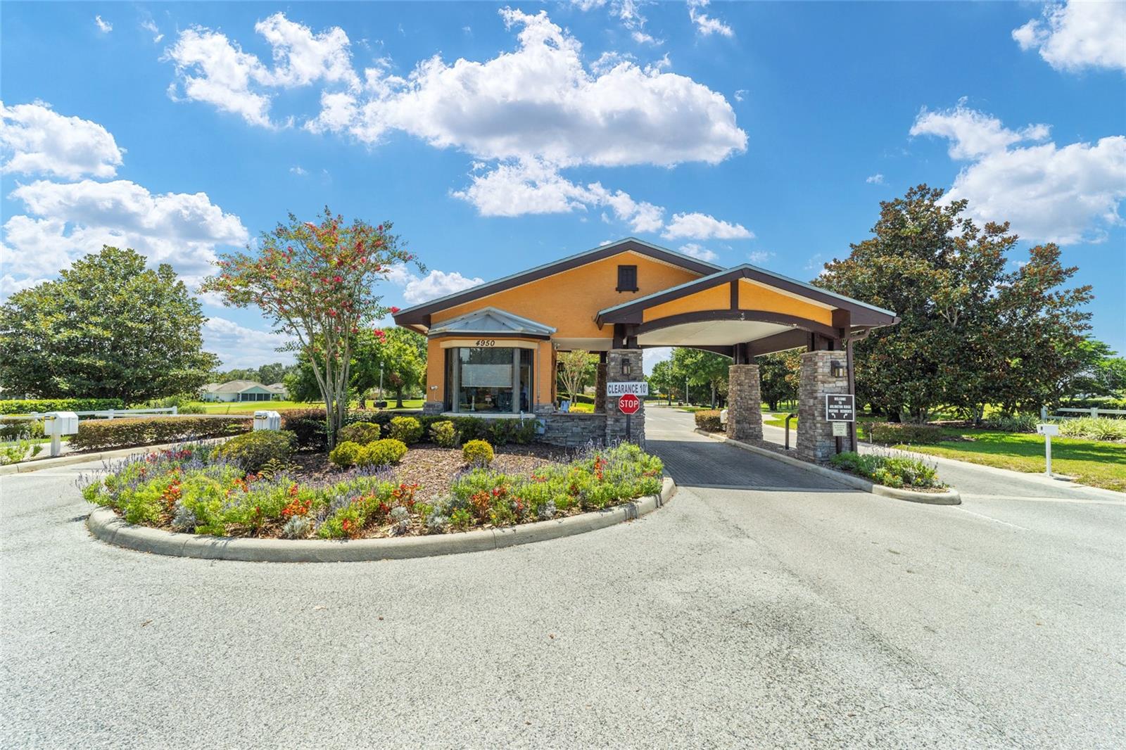 LEESBURG ARLINGTON RIDGE PH 02 - Residential