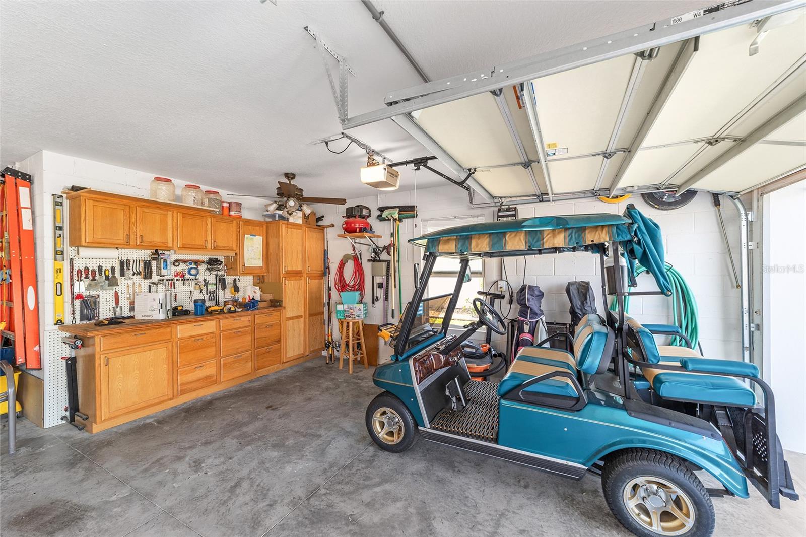 LEESBURG ARLINGTON RIDGE PH 02 - Residential