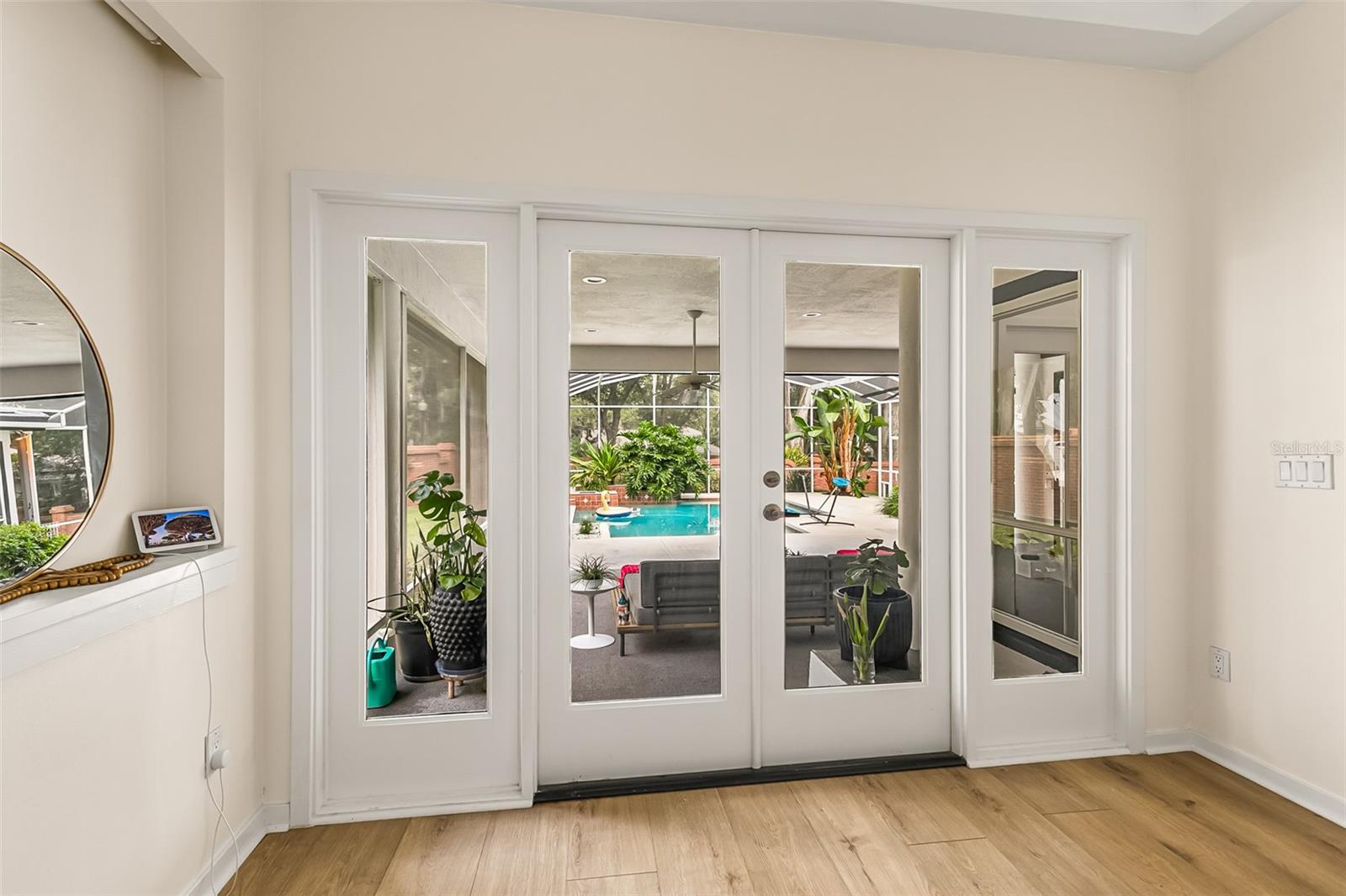 REGENCY GREEN - Residential