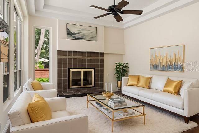 REGENCY GREEN - Residential